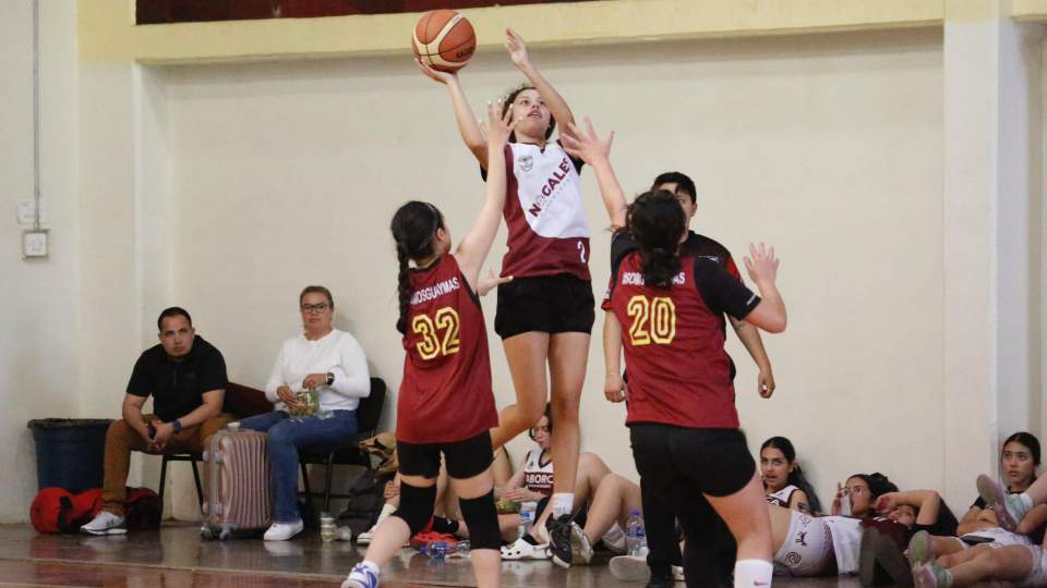 ENCESTAN PRIMERAS CANASTAS EN LOS   ESTATALES CODESON DE BASQUETBOL 15-16